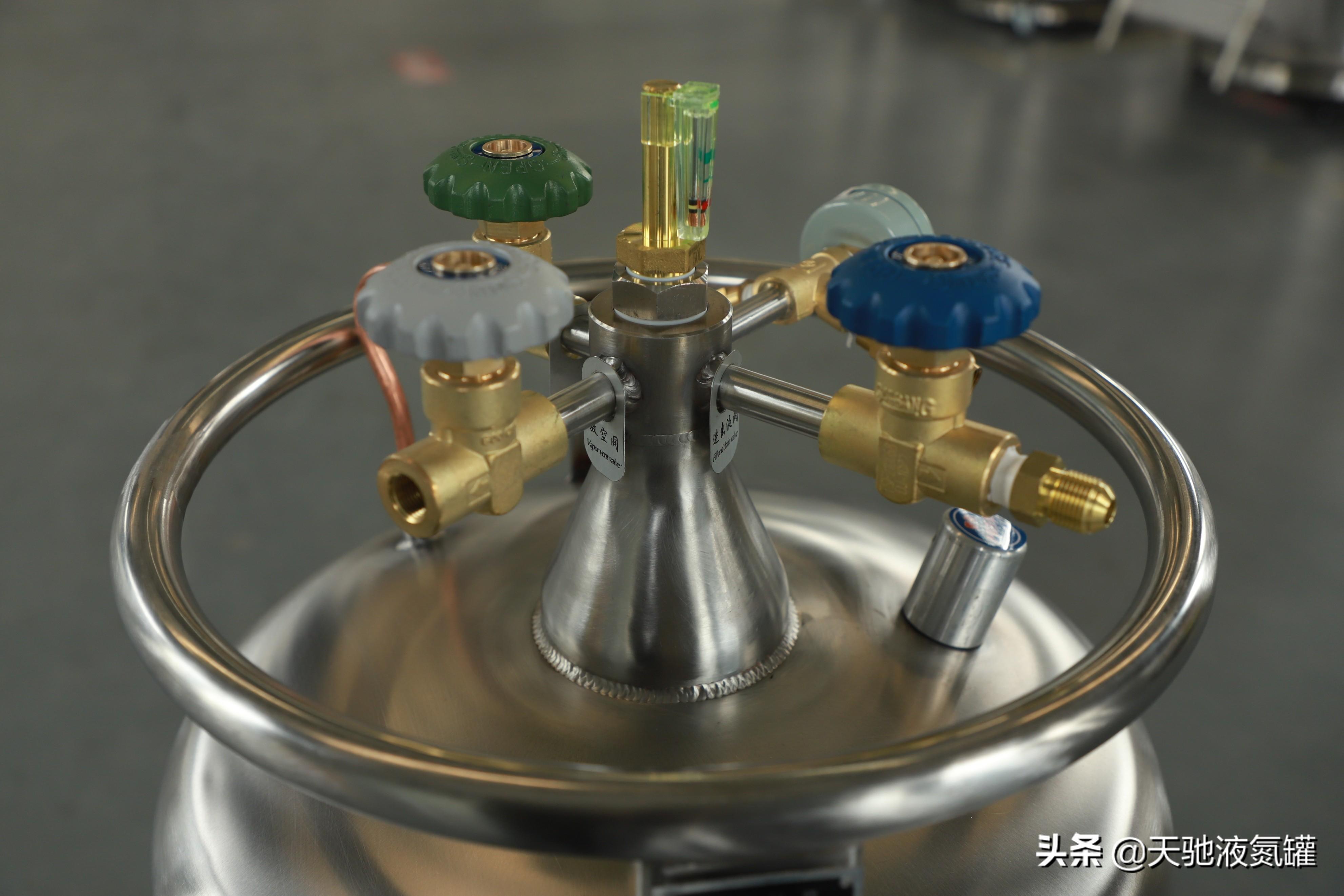 生产液氮罐的厂家_液氮储罐生产厂家_大型液氮罐生产厂家