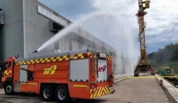 液氮储罐会爆炸吗_液氮储罐爆炸事故案例_爆炸储罐液氮会怎么样