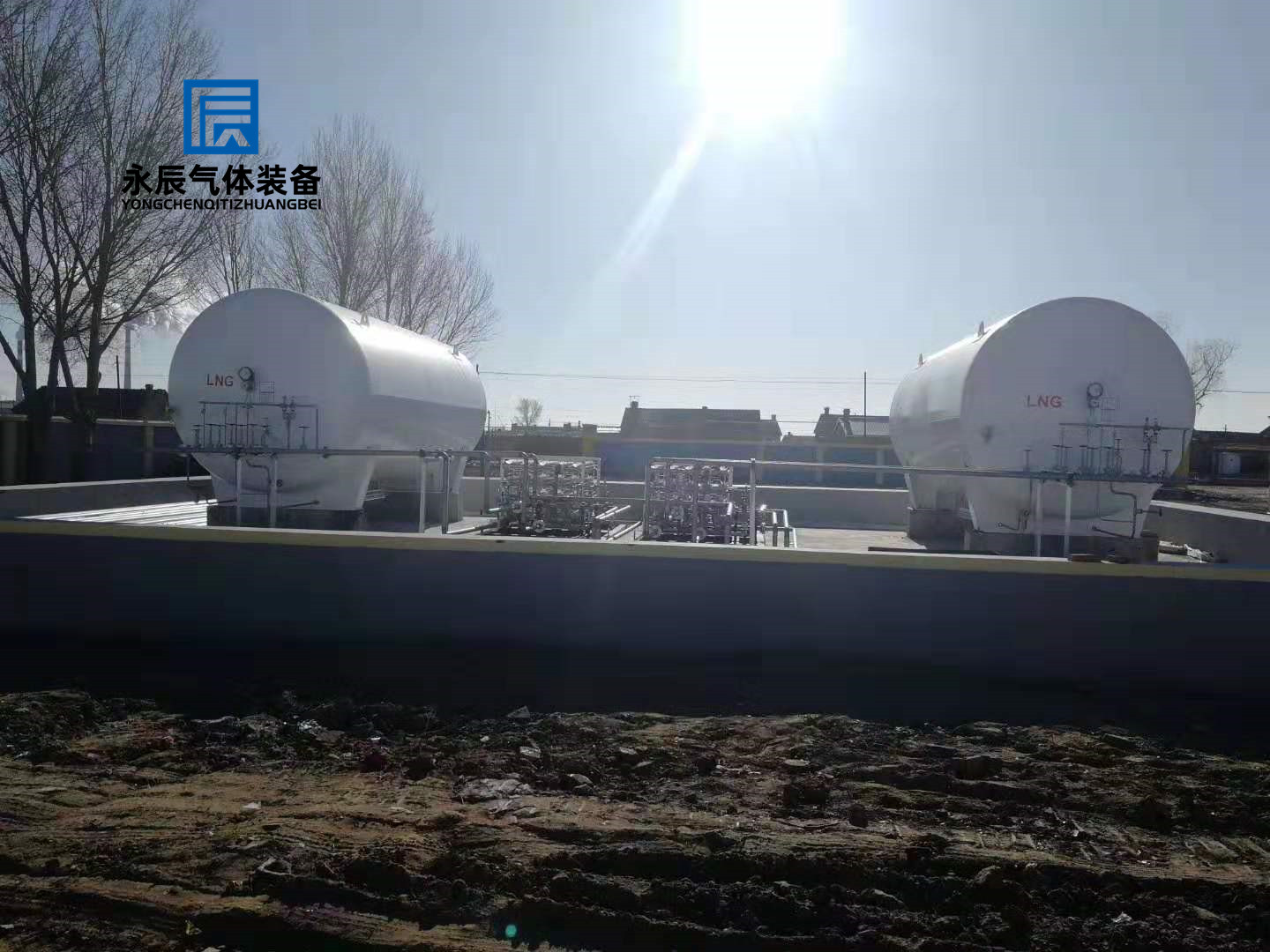液氮储罐之间的安全间距_液氮储罐的正常压力_液氮储罐工作原理