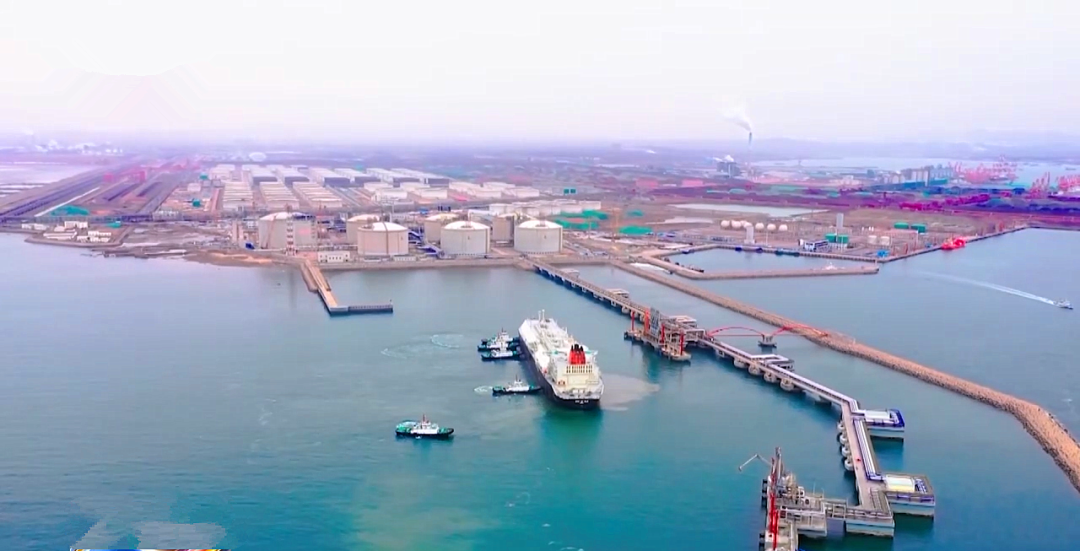 储罐天然气图片高清_天然气储罐操作规程_天然气储罐图片