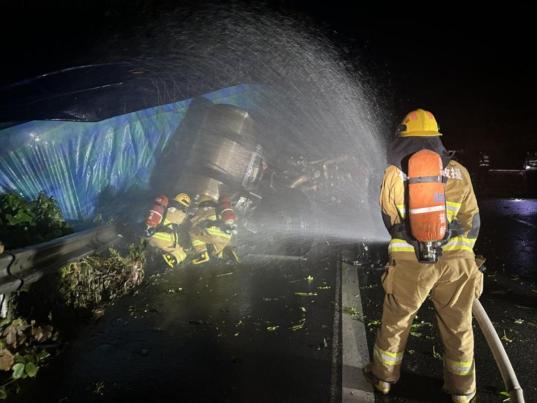 天然气储罐安全距离标准_天然气储气罐安全距离_天然气储罐距厂房的安全距离