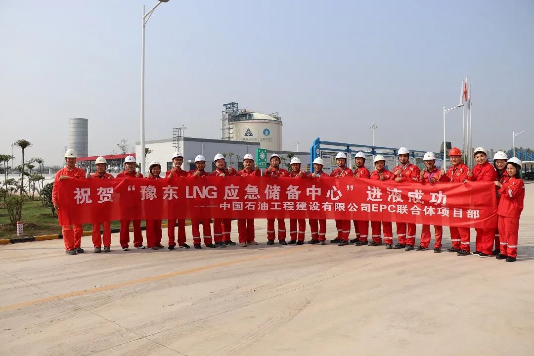 储罐运输车液氮压力标准_液氮储罐运输车_储罐运输车液氮压力要求